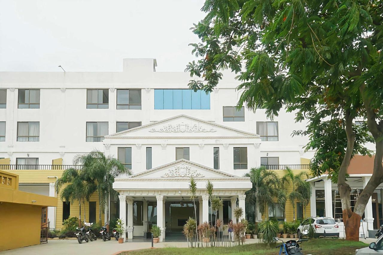 Collection O Sanskruti Resort Shirdi Eksteriør bilde